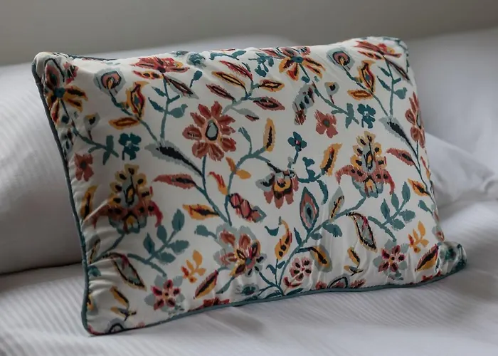 Budget-friendly Mokotow Micro-apartment For 2 Guests In By Renters *