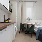 Apartamento Budget-friendly Mokotów For 2 Guests In By Renters *