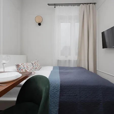 Budget-friendly Mokotów For 2 Guests In By Renters Apartamento
