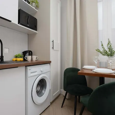 Daire Budget-friendly Mokotow Micro-apartment For 2 Guests In By Renters *