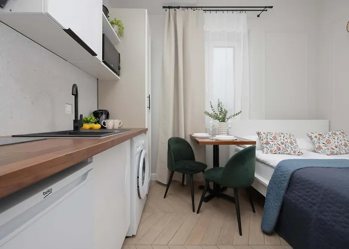 Daire Budget-friendly Mokotow Micro-apartment For 2 Guests In By Renters *
