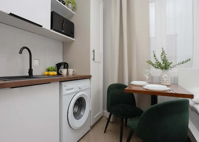 Daire Budget-friendly Mokotow Micro-apartment For 2 Guests In By Renters *