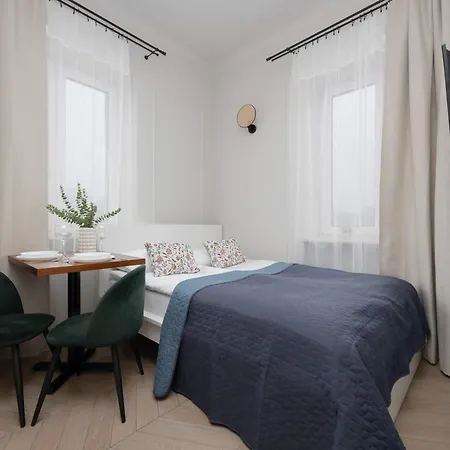 Budget-friendly Mokotow Micro-apartment For 2 Guests In By Renters Apartmán